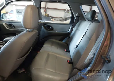 2007 Ford Escape Xlt/Xlt Sport z USA, uszkodzony, nr VIN 1FMYU93157KA04023